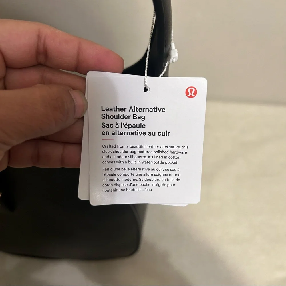 lululemon athletica sleek stylish